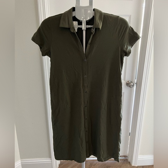 J. Jill Dresses & Skirts - J. Jill Kale Green Knit Button Up Short Sleeve T-Shirt Dress with Pockets